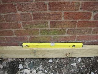 spirit level on ledger