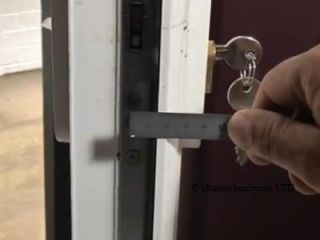 measure Euro cylinder in door